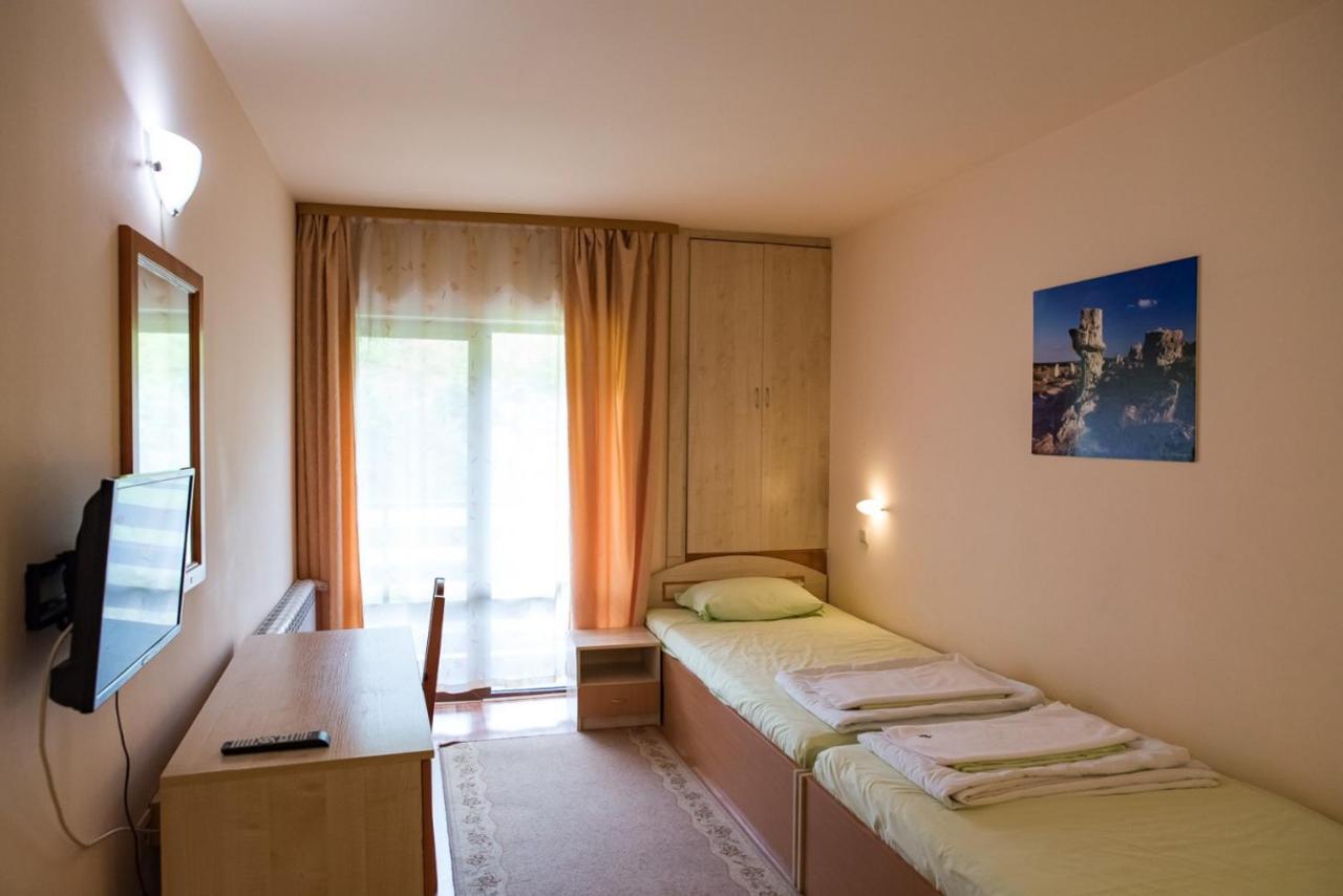 Tourist Center Momina Krepost Hotel Veliko Tŭrnovo Exterior foto
